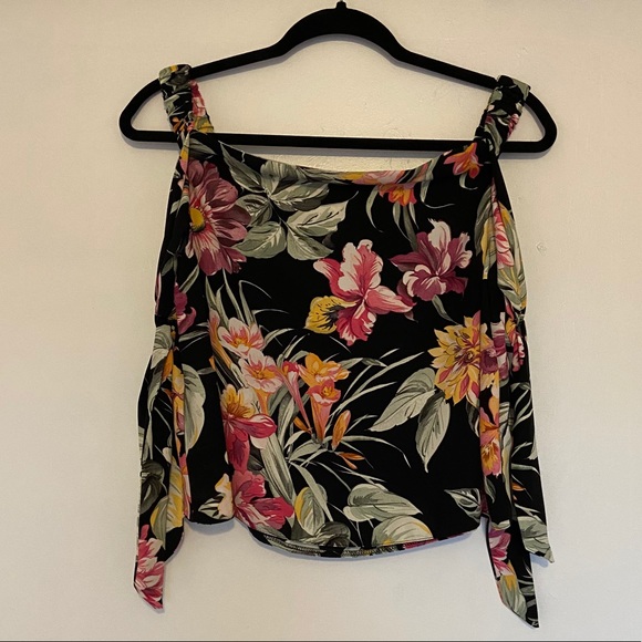 NWOT Topshop floral off the shoulder top - Picture 5 of 7